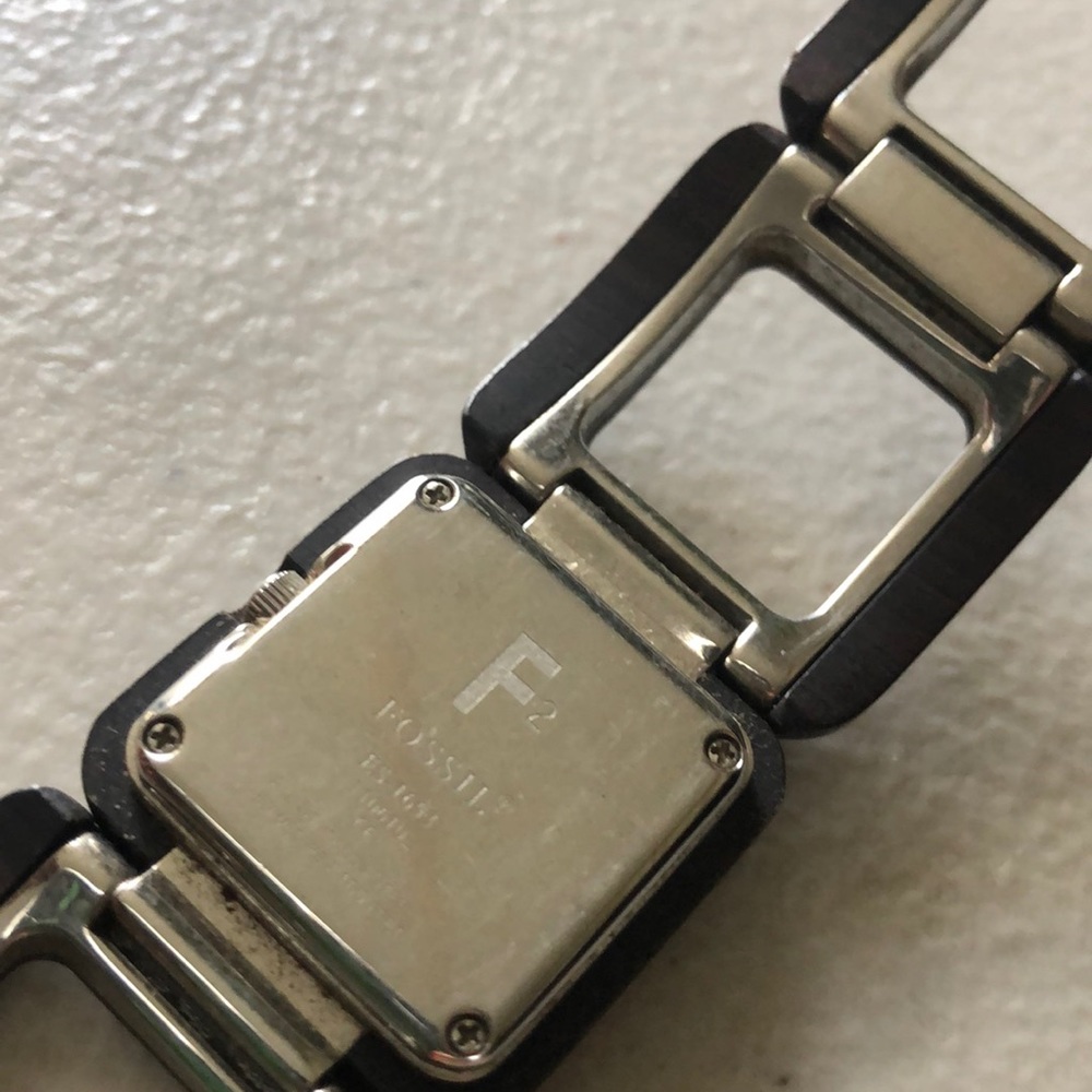 Fossil Wooden Watch - Picture 5 of 5